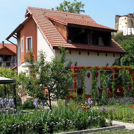 Pensiunea Sub Cetate Deva Extérieur photo