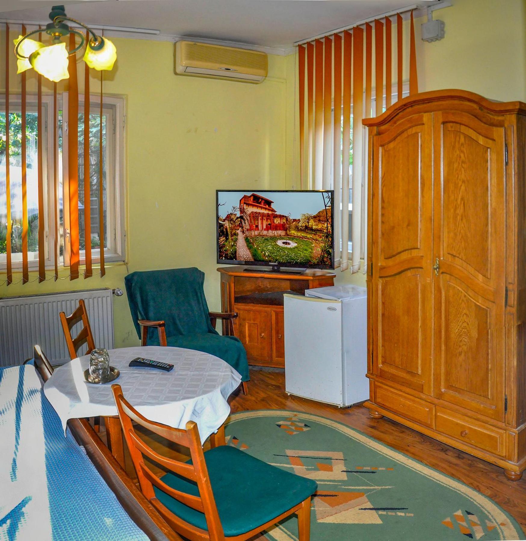 Pensiunea Sub Cetate Deva Extérieur photo